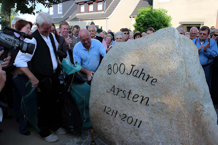 800 Jahre Arsten